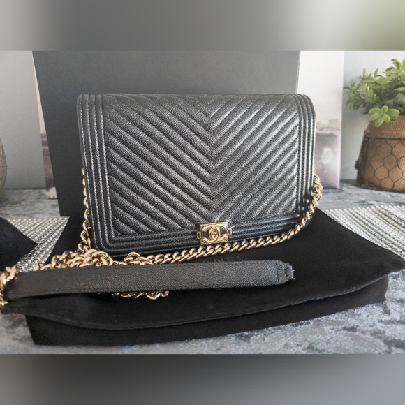 Chanel Caviar Chevron Boy Wallet On Chain- Gold Tone- Black- Full Inclusion - Picture 1 of 17